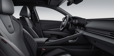 현대_더 뉴 아반떼_2026년형_가솔린 1.6_스마트_color_int_N Line 전용 블랙 원톤(천연가죽, 레드 스티치).png